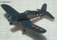 f4u-1a_corsair-vmf-121-lodela-052-